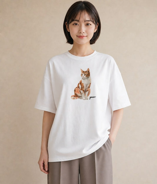 グラフィックTシャツ レディース 肉球 猫 ねこ イラスト カフェコーデ カジュアルコーデ 買い物 白T