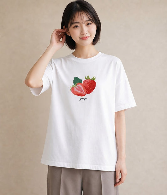 Tシャツ レディース いちご 苺 ストロベリー 食べ物 フード イラスト ニュアンス 親子 20代 白T