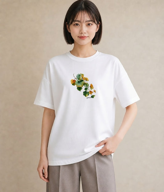 Tシャツ レディース クローバー 四つ葉 花 花柄 イラスト 旅行コーデ ミセス 春コーデ 白T