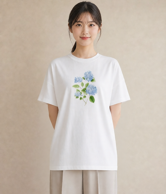 デザインTシャツ レディース あじさい 紫陽花 アジサイ 花 花柄 イラスト ラフカジュアル 20代 カジュアルコーデ 白T