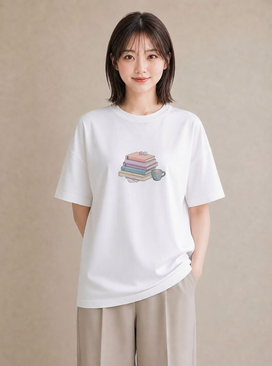 Tシャツ レディース 本 読書 ブック イラスト カフェコーデ 普段着 週末コーデ 白T