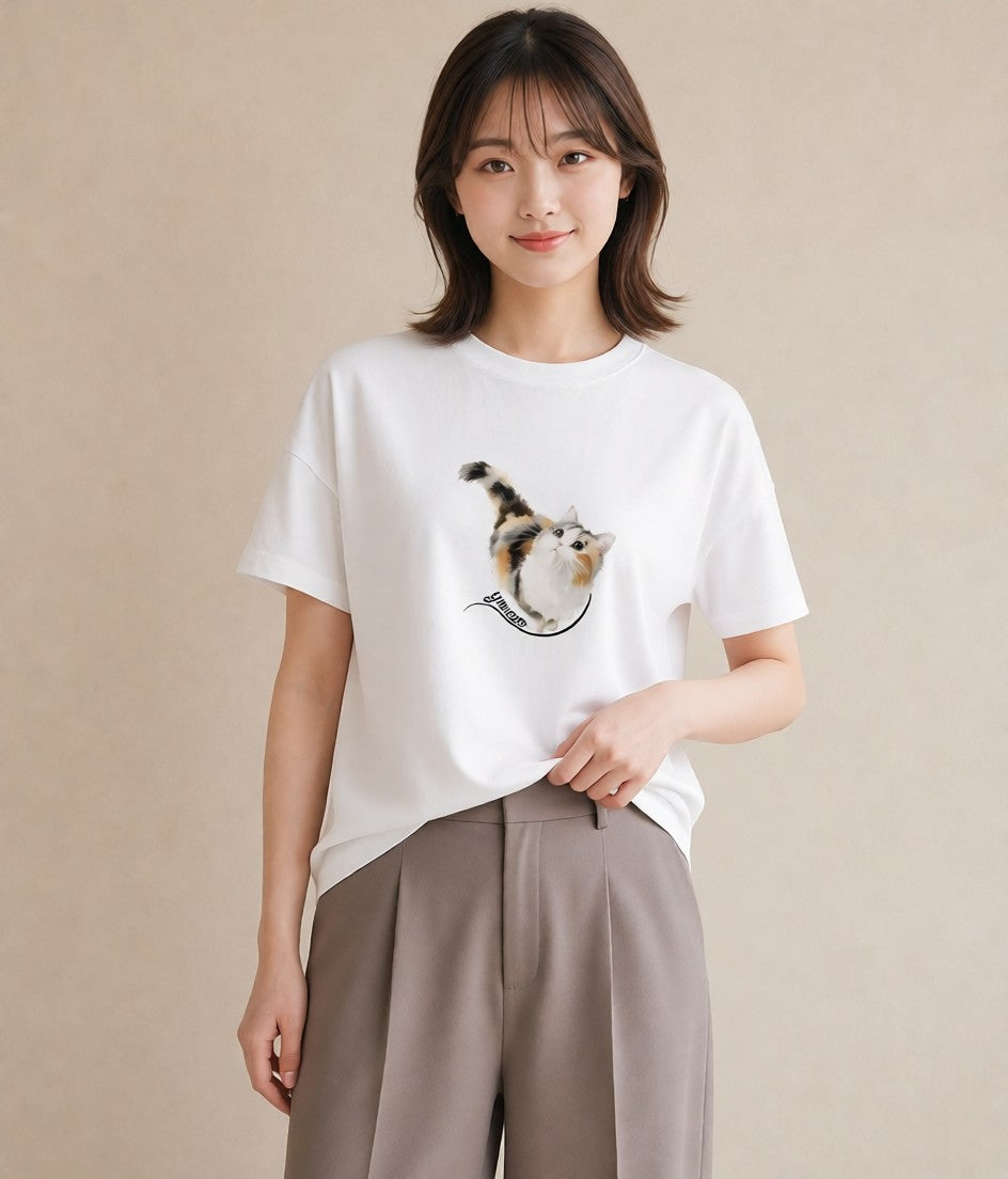 プリントTシャツ レディース シャム柄 猫 ねこ イラスト 淡色 カジュアルコーデ 買い物 白T