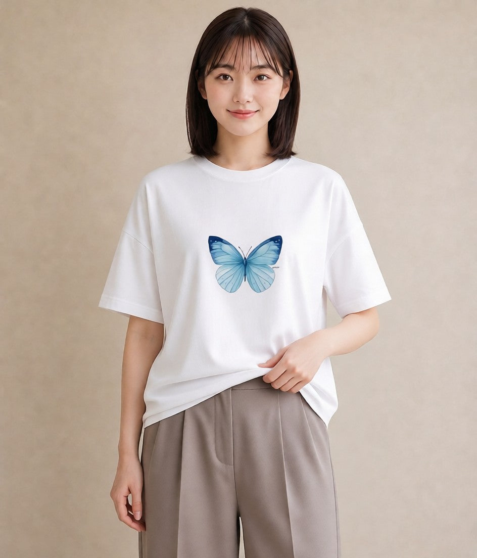 デザインTシャツ レディース ちょうちょ 蝶 バタフライ 昆虫 虫 イラスト ポップ 友達ギフト 部屋着 白T