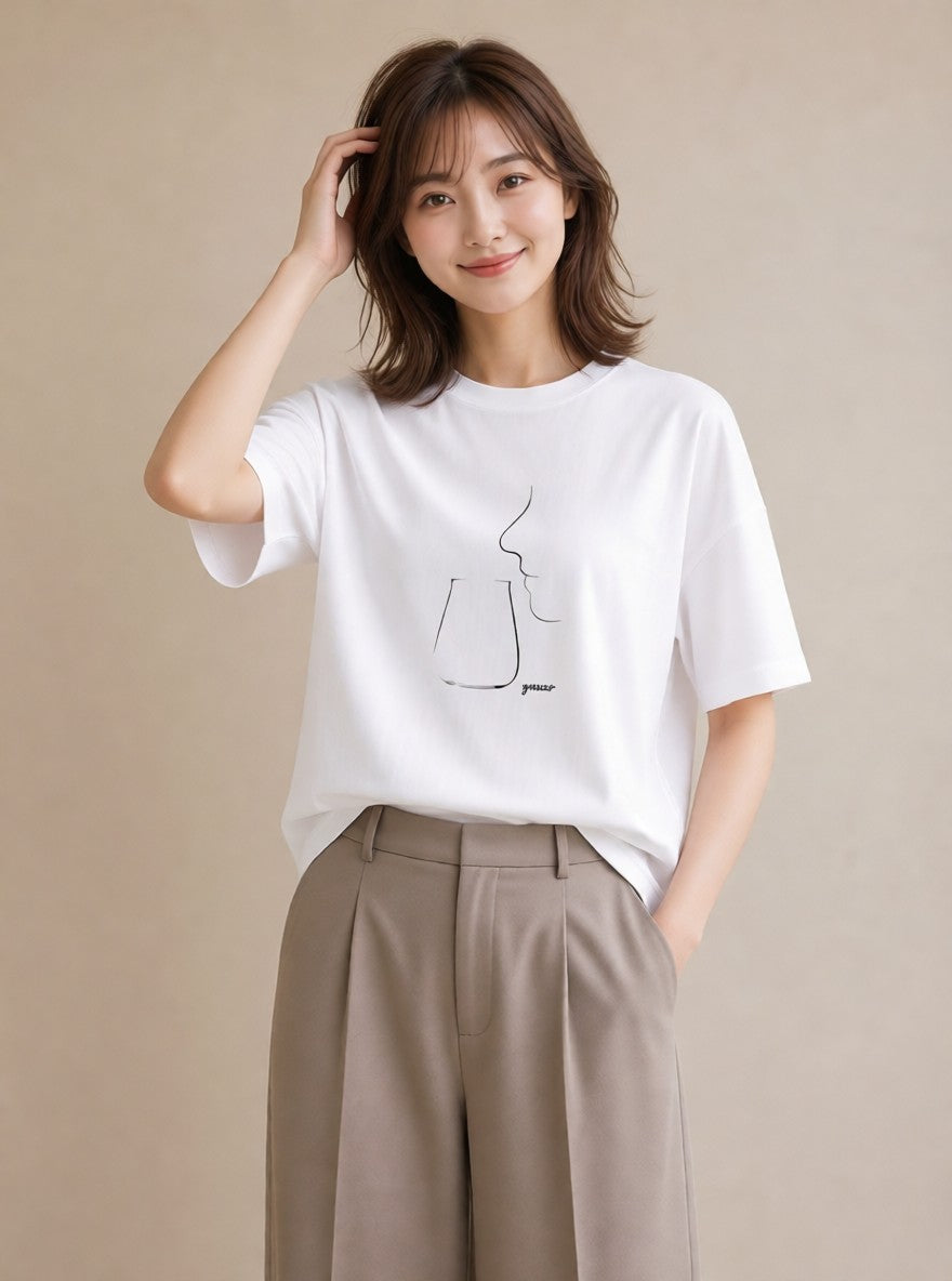 半袖Tシャツ レディース 香水 香水瓶 パフューム イラスト 抜け感 20代 カジュアルコーデ 白T