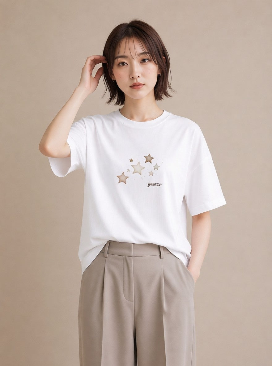Tシャツ レディース 星 星空 宇宙 イラスト ニュアンス 普段着 週末コーデ 白T