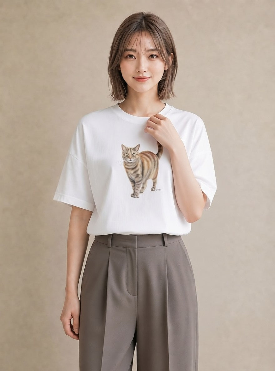 半袖Tシャツ レディース アメリカンショートヘア 猫 ねこ イラスト カフェコーデ 公園 ママ 白T
