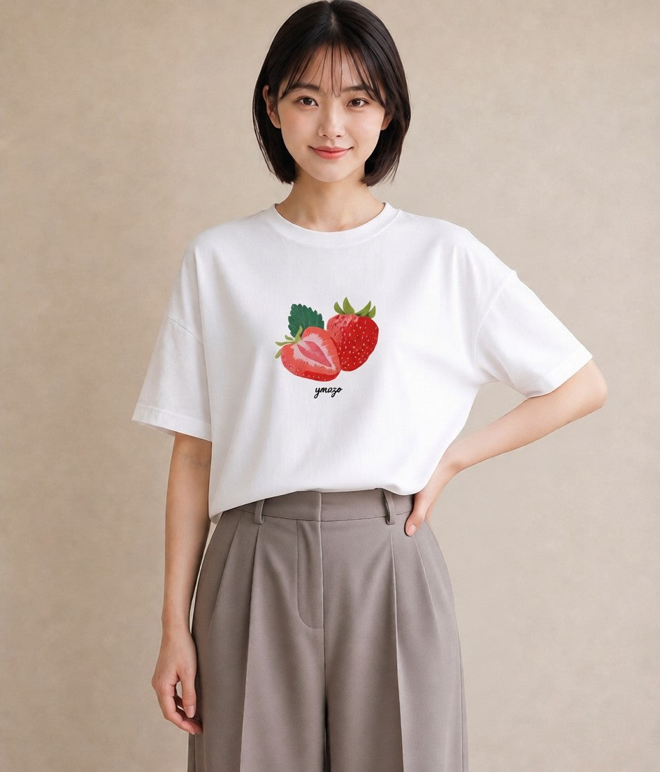 Tシャツ レディース いちご 苺 ストロベリー 食べ物 フード イラスト ニュアンス 親子 20代 白T