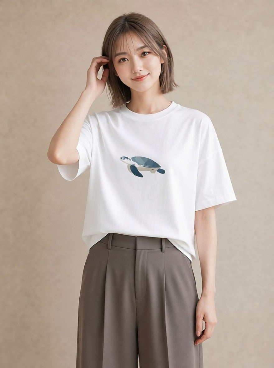 グラフィックTシャツ レディース ウミガメ 海の生き物 海 イラスト モード 20代 カジュアルコーデ 白T
