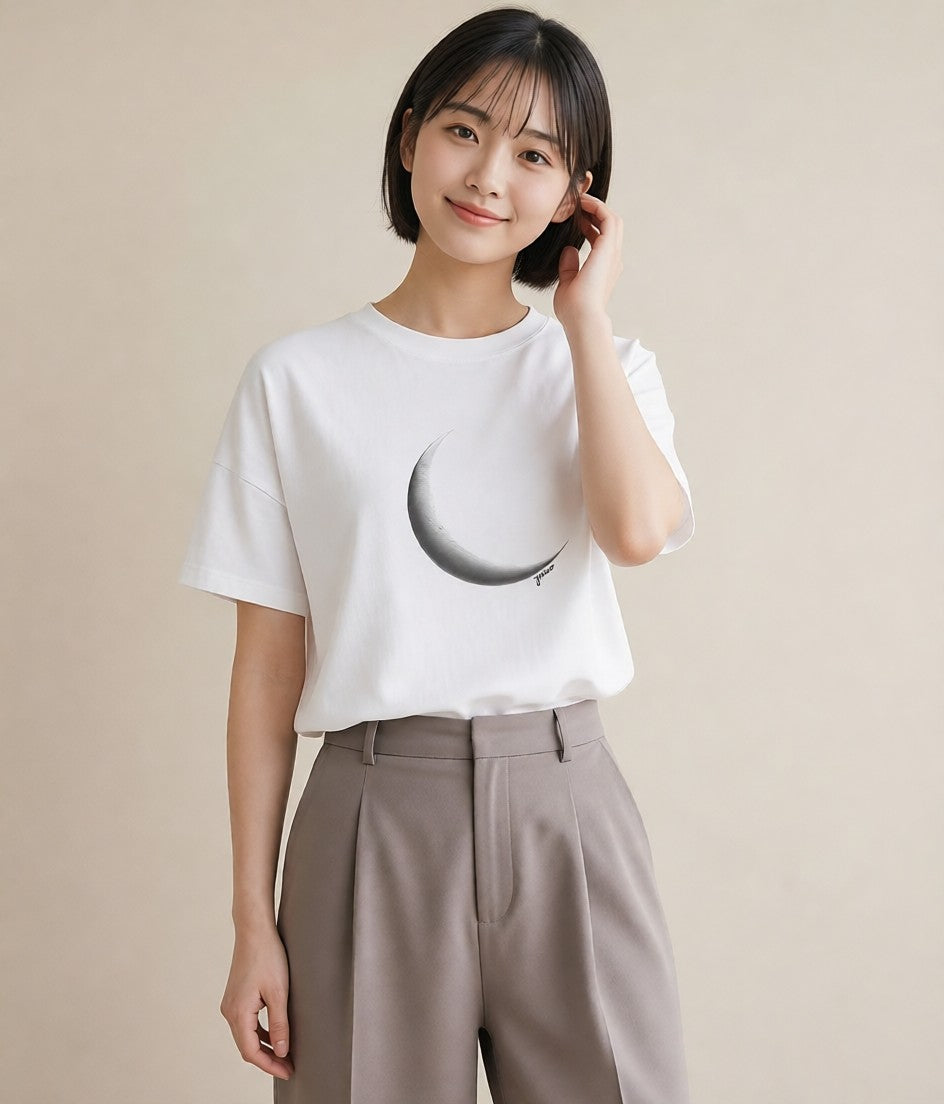 デザインTシャツ レディース 三日月 星空 宇宙 イラスト 旅行コーデ 通勤 在宅 白T