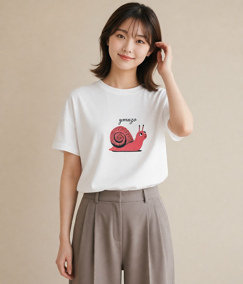 Tシャツ レディース かたつむり 昆虫 虫 イラスト フェミニン 部屋着 女性向けギフト 白T