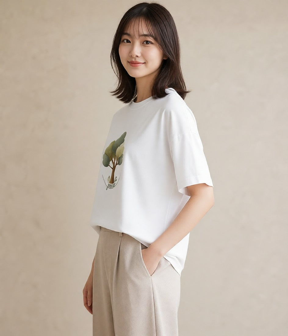 デザインTシャツ レディース 青の水彩 風景 ブルー ナチュラル アンティーク イラスト 水彩風 ミセス 春コーデ 白T