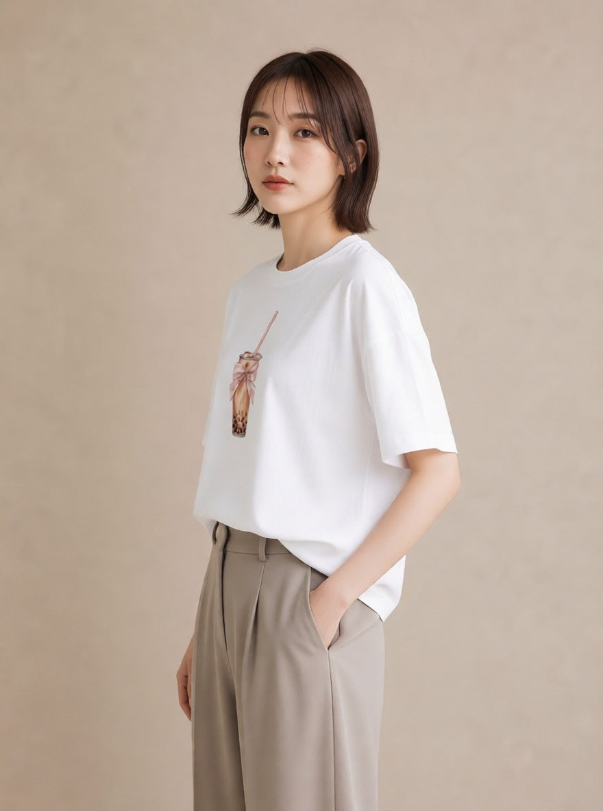 デザインTシャツ レディース カフェラテ 食べ物 フード イラスト ヴィンテージ風 通勤 在宅 白T