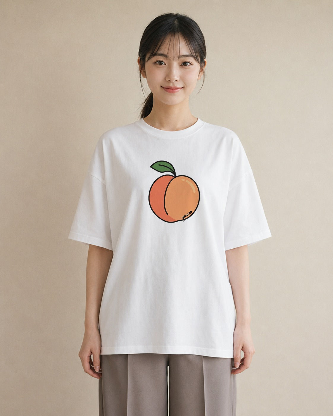 デザインTシャツ レディース もも 食べ物 フード イラスト 韓国風 週末コーデ 敬老の日 白T