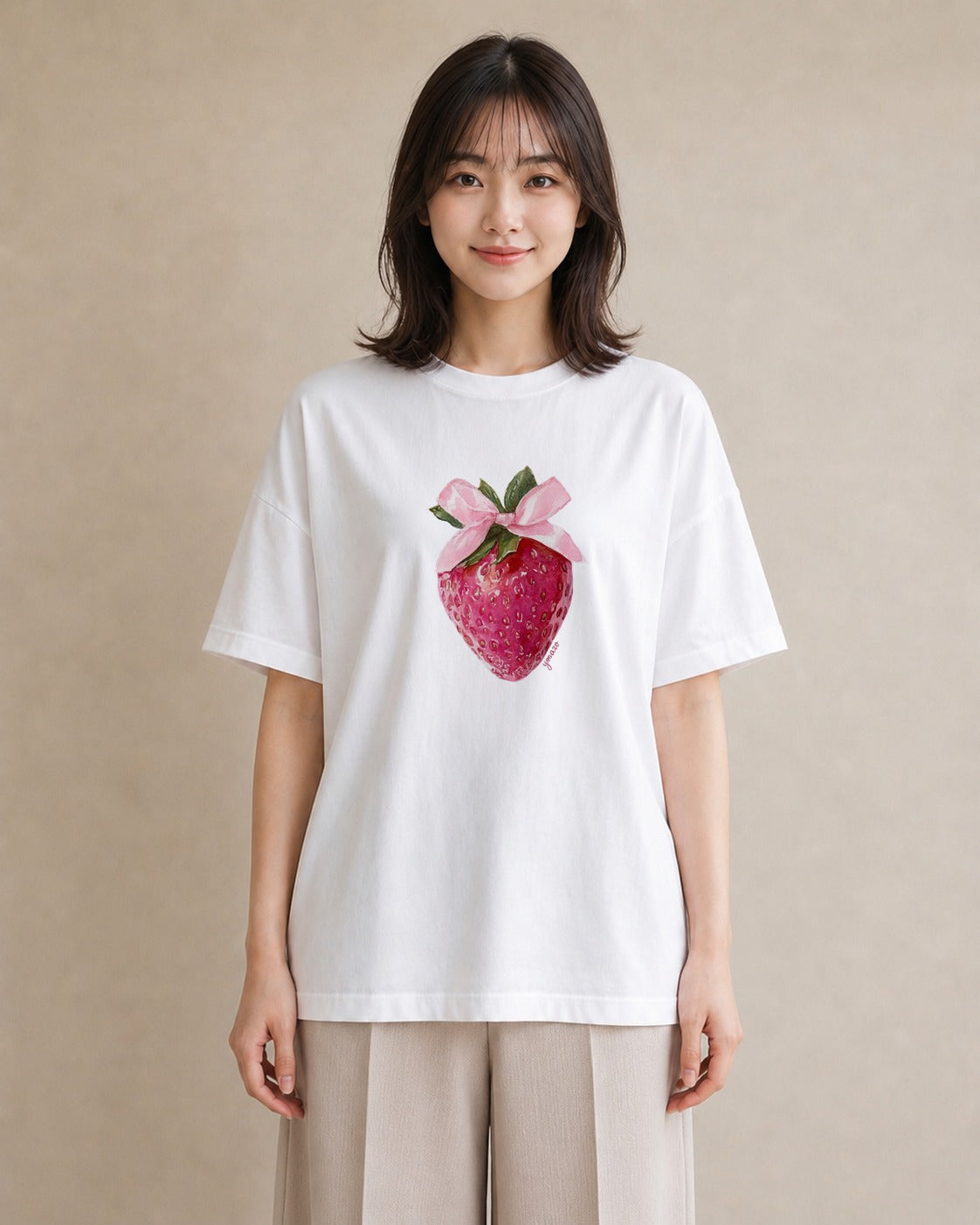グラフィックTシャツ レディース いちご 苺 ストロベリー 食べ物 フード イラスト ヴィンテージ風 在宅 公園 白T