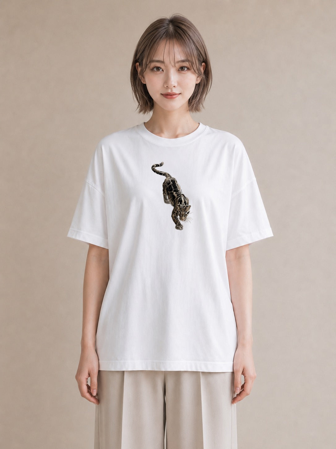 半袖Tシャツ レディース ベンガル 猫 ねこ イラスト カフェコーデ ペアコーデ 秋コーデ 白T