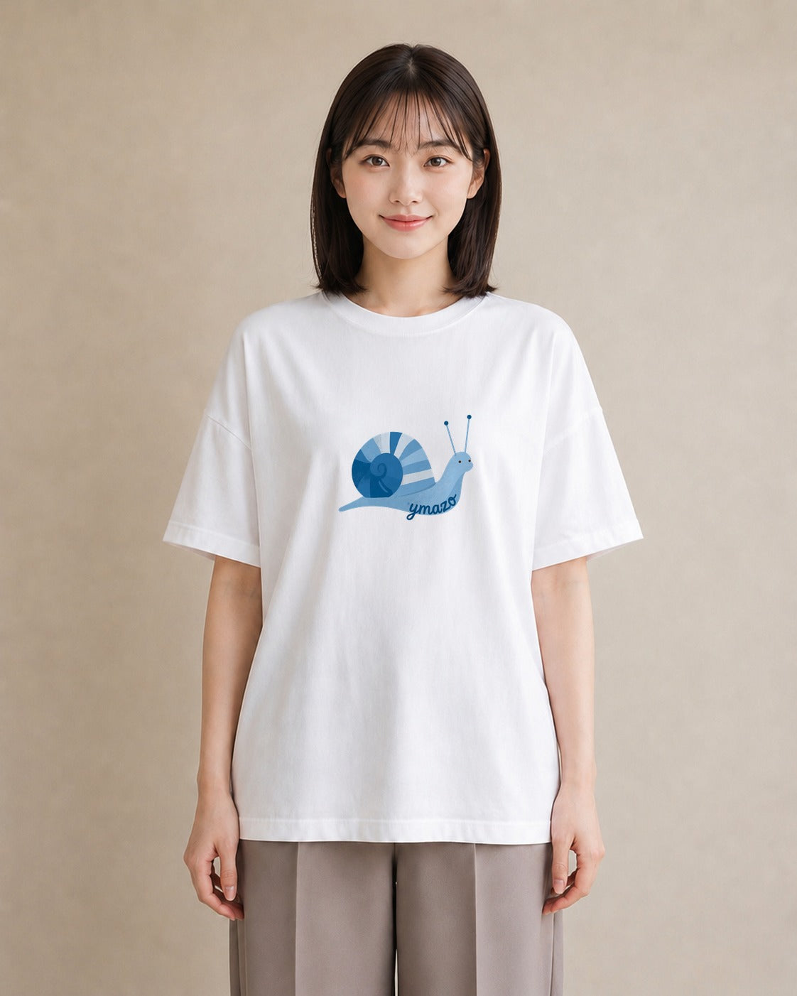 半袖Tシャツ レディース かたつむり 昆虫 虫 イラスト ナチュラル 社会人 女性 白T