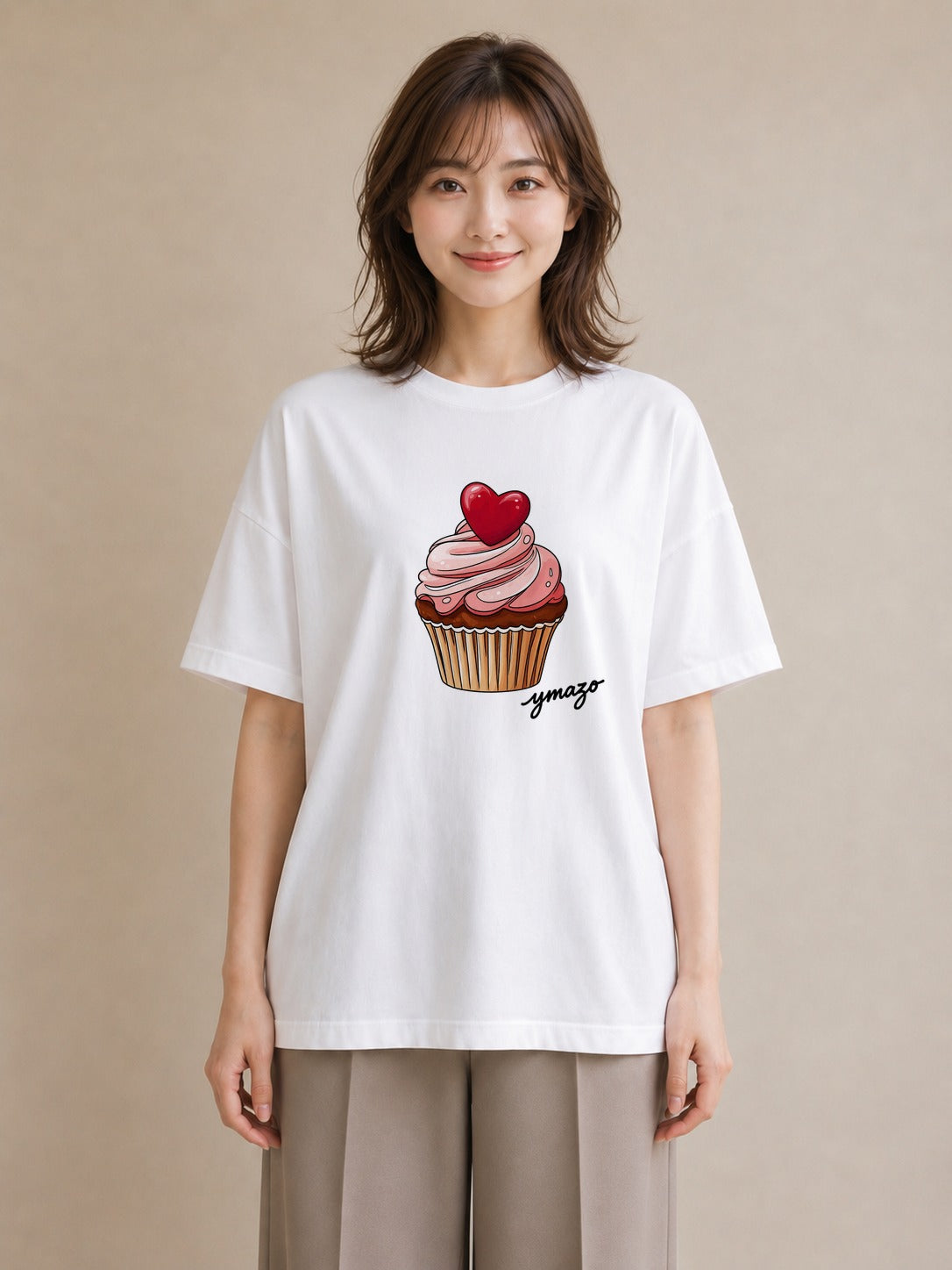 グラフィックTシャツ レディース マフィン 食べ物 フード イラスト 旅行コーデ レイヤード 友達ギフト 白T