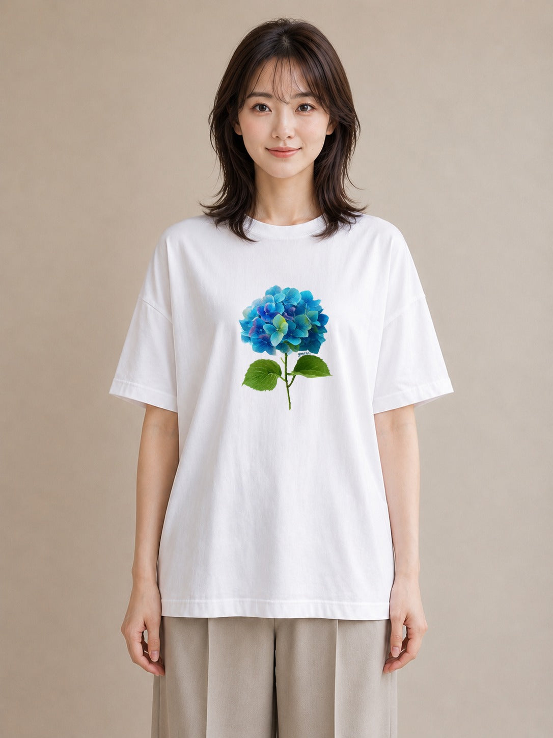 半袖Tシャツ レディース あじさい 紫陽花 アジサイ 花 花柄 イラスト 可愛い 自分用 ルームウェア 白T