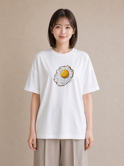 Tシャツ レディース 目玉焼き 食べ物 フード イラスト シンプル 週末コーデ 敬老の日 白T