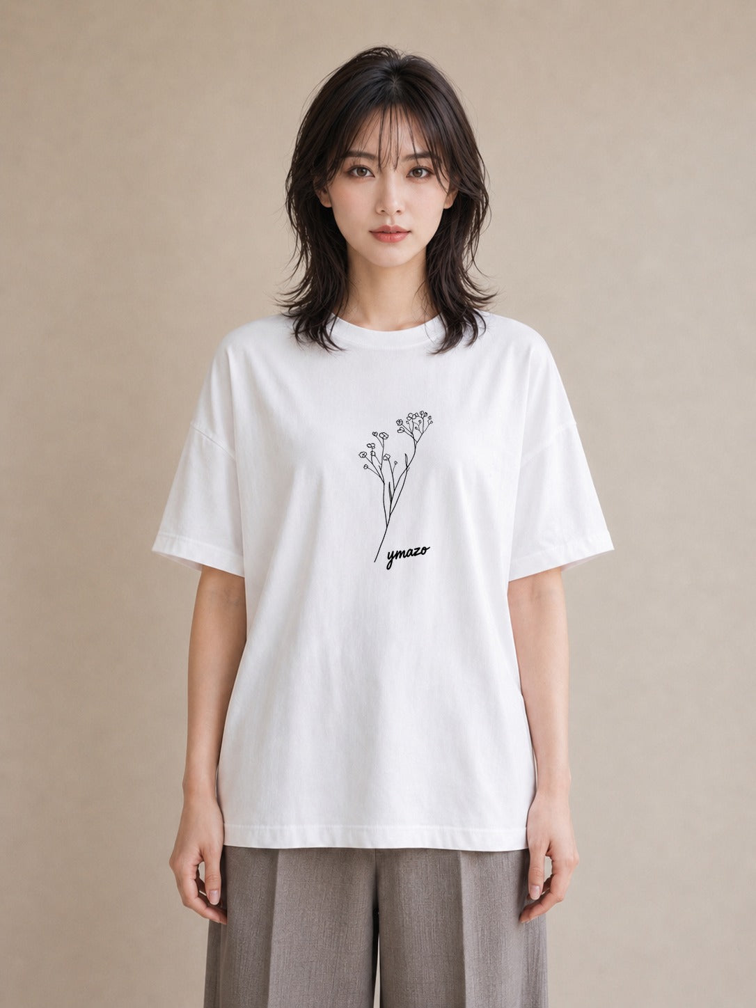 半袖Tシャツ レディース 小花 花 フラワー イラスト ポップ ミセス 春コーデ 白T