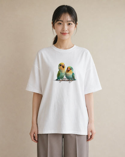 グラフィックTシャツ レディース セキセイインコ ペット 動物 イラスト フェミニン 姉妹 送別ギフト 白T