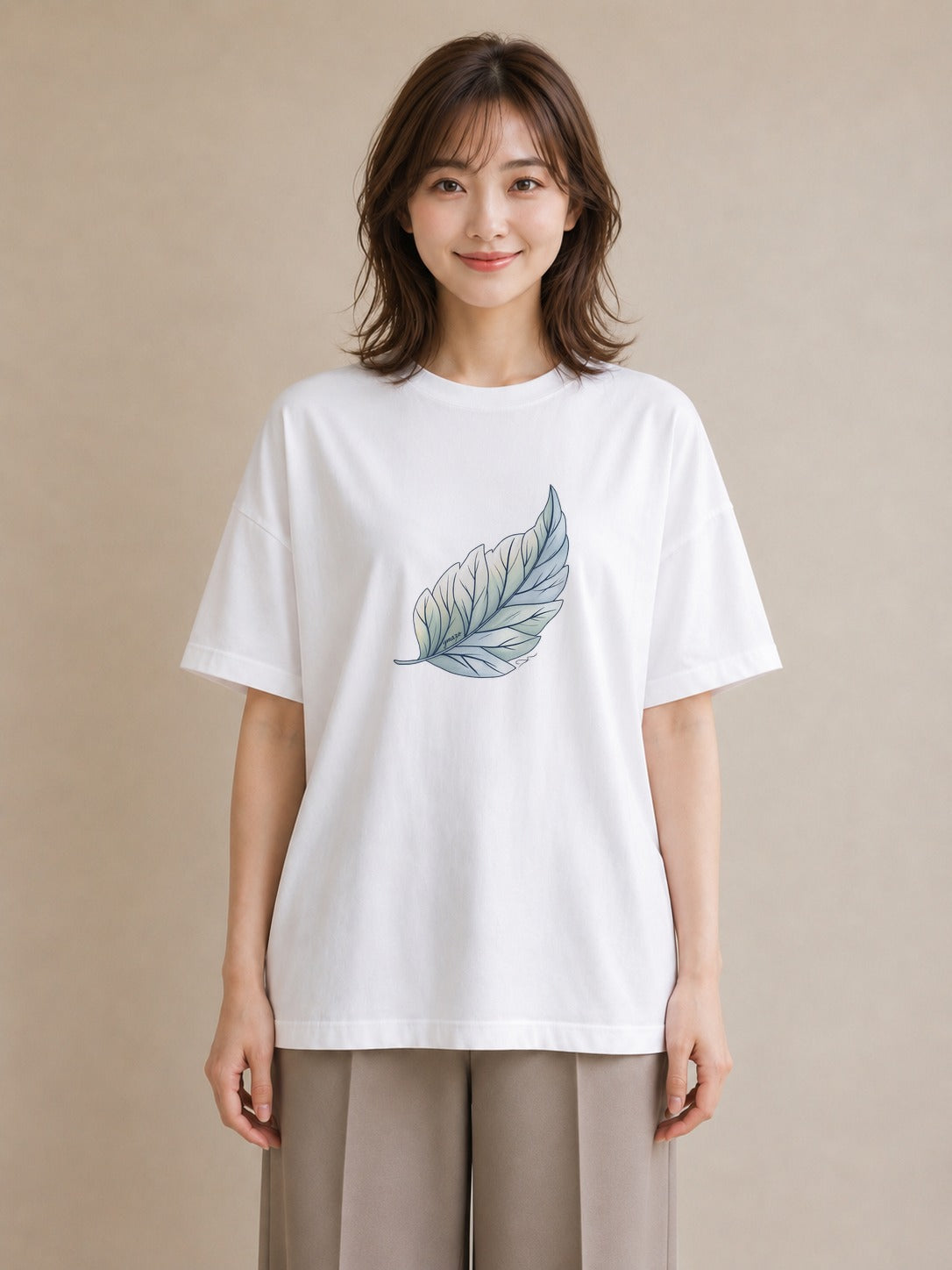 半袖Tシャツ レディース 葉っぱ 植物 ボタニカル イラスト ポップ カジュアルコーデ 買い物 白T