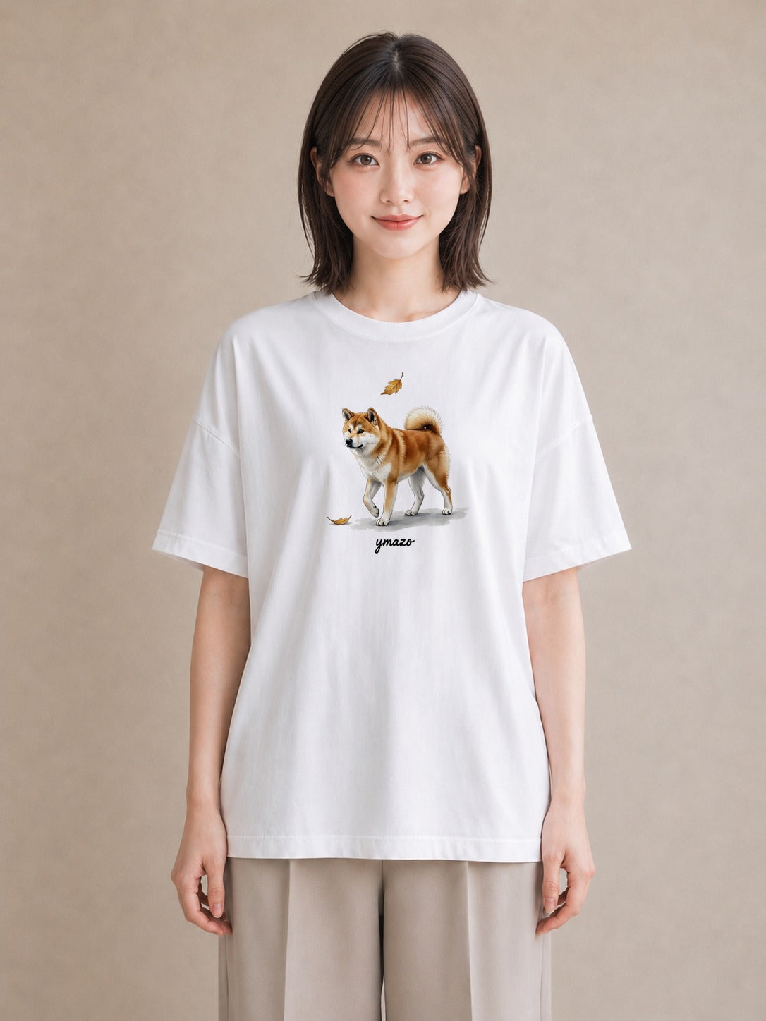 Tシャツ レディース 秋田犬 犬 いぬ イラスト ラフ 春服 ミセス 白T