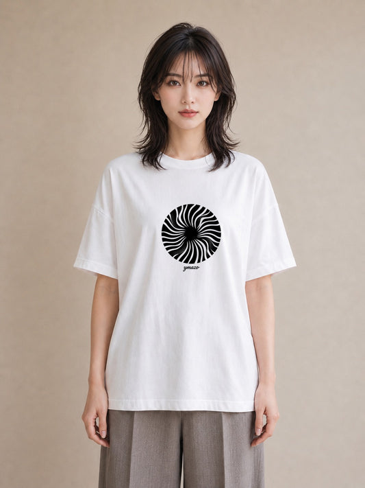プリントTシャツ レディース 扇子 そよ風 ナチュラル アンティーク イラスト お洒落 カジュアルコーデ 買い物 白T