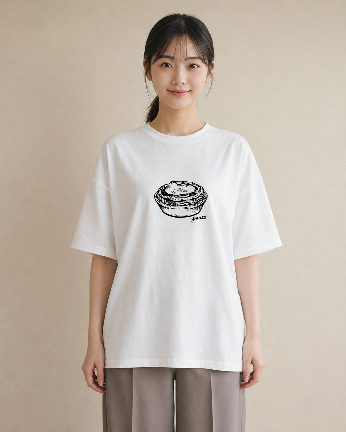 グラフィックTシャツ レディース スイーツ お菓子 デザート イラスト きれいめカジュアル 普段着 週末コーデ 白T