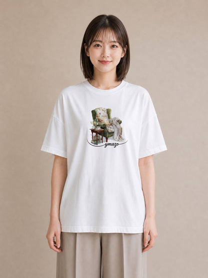 半袖Tシャツ レディース 窓辺の椅子 窓辺 椅子 ナチュラル アンティーク イラスト ニュアンス 旅行用 海 白T