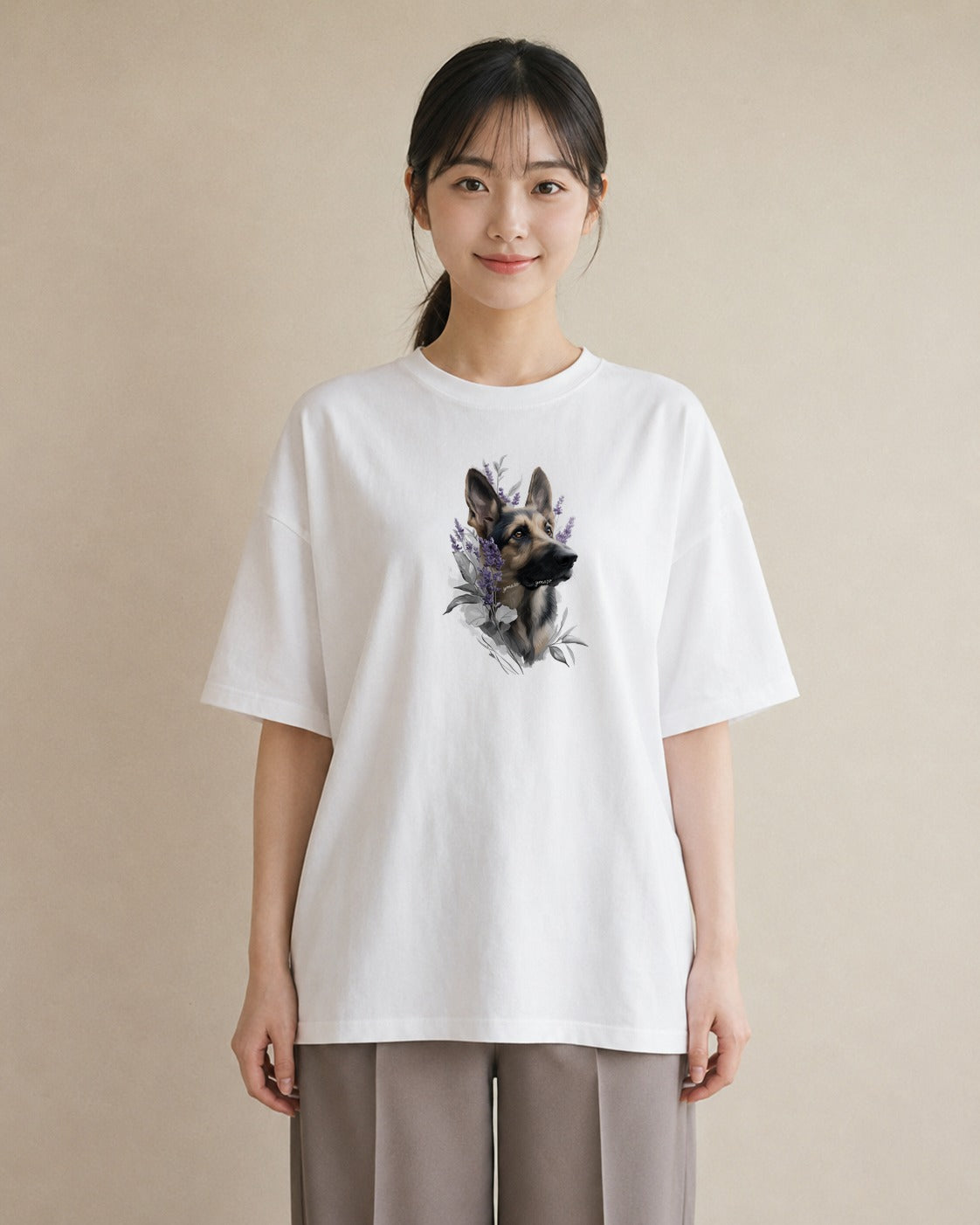 デザインTシャツ レディース ジャーマンシェパード 犬 いぬ イラスト ユニーク 公園 ママ 白T