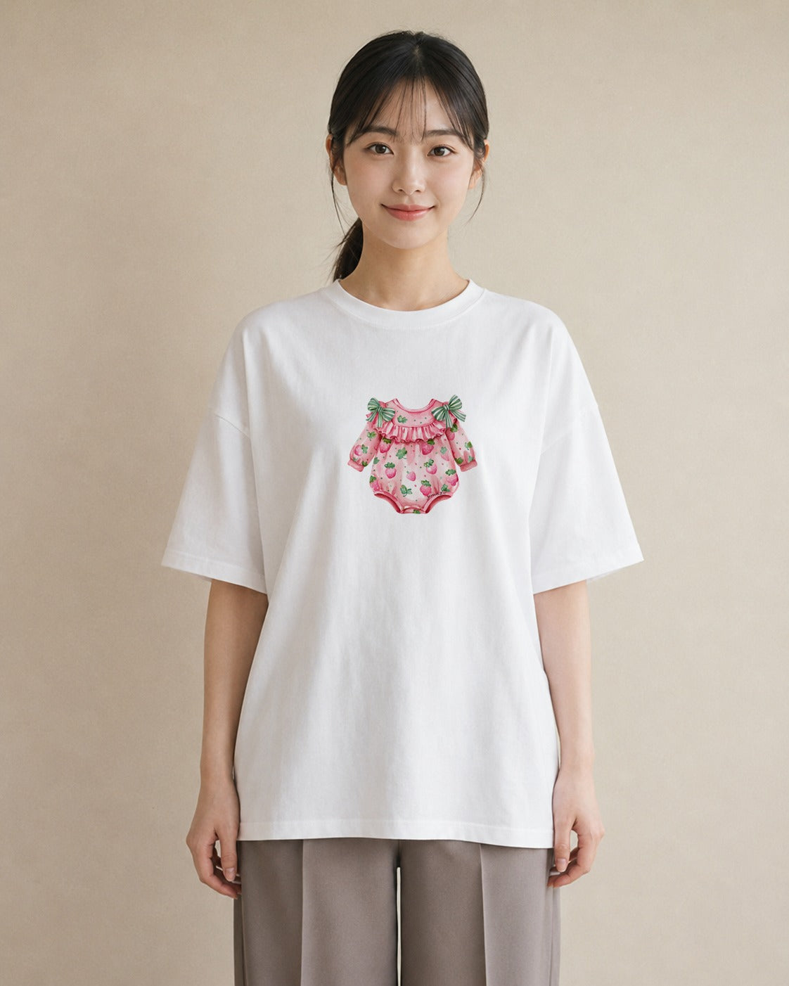 グラフィックTシャツ レディース ショートケーキ 食べ物 フード イラスト レトロ 母の日 ビーチ 白T