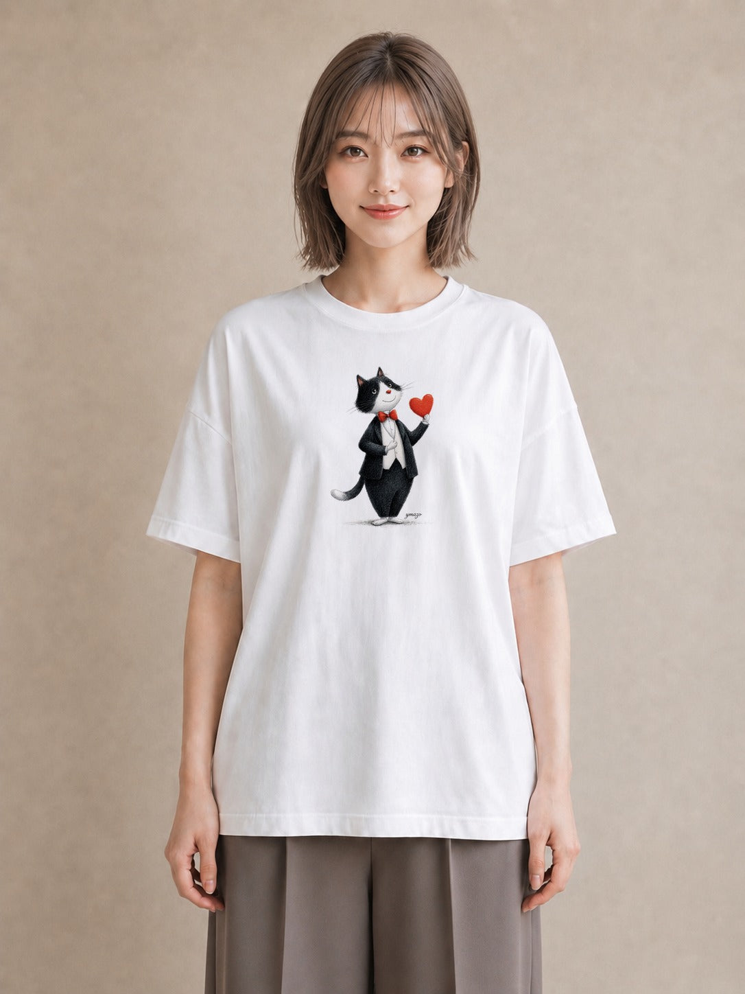 Tシャツ レディース ハチワレ 白黒猫 猫 ねこ イラスト 線画 帰省 ラフ 白T