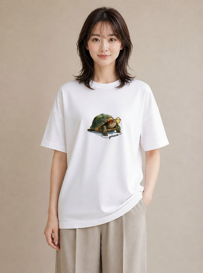 半袖Tシャツ レディース ウミガメ 海の生き物 海 イラスト 手描き風 女性向けギフト 散歩 白T