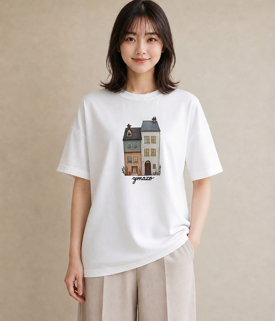 デザインTシャツ レディース 灯りの家 小屋 夜 ナチュラル アンティーク イラスト フェミニン 休日 ペアコーデ 白T