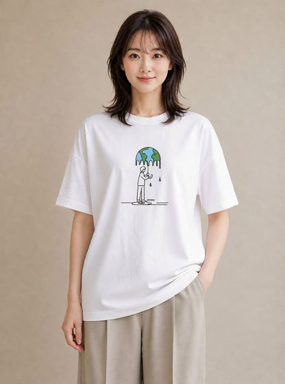 デザインTシャツ レディース 傘 水たまり 雨 ナチュラル アンティーク イラスト ゆるコーデ デート 帰省 白T