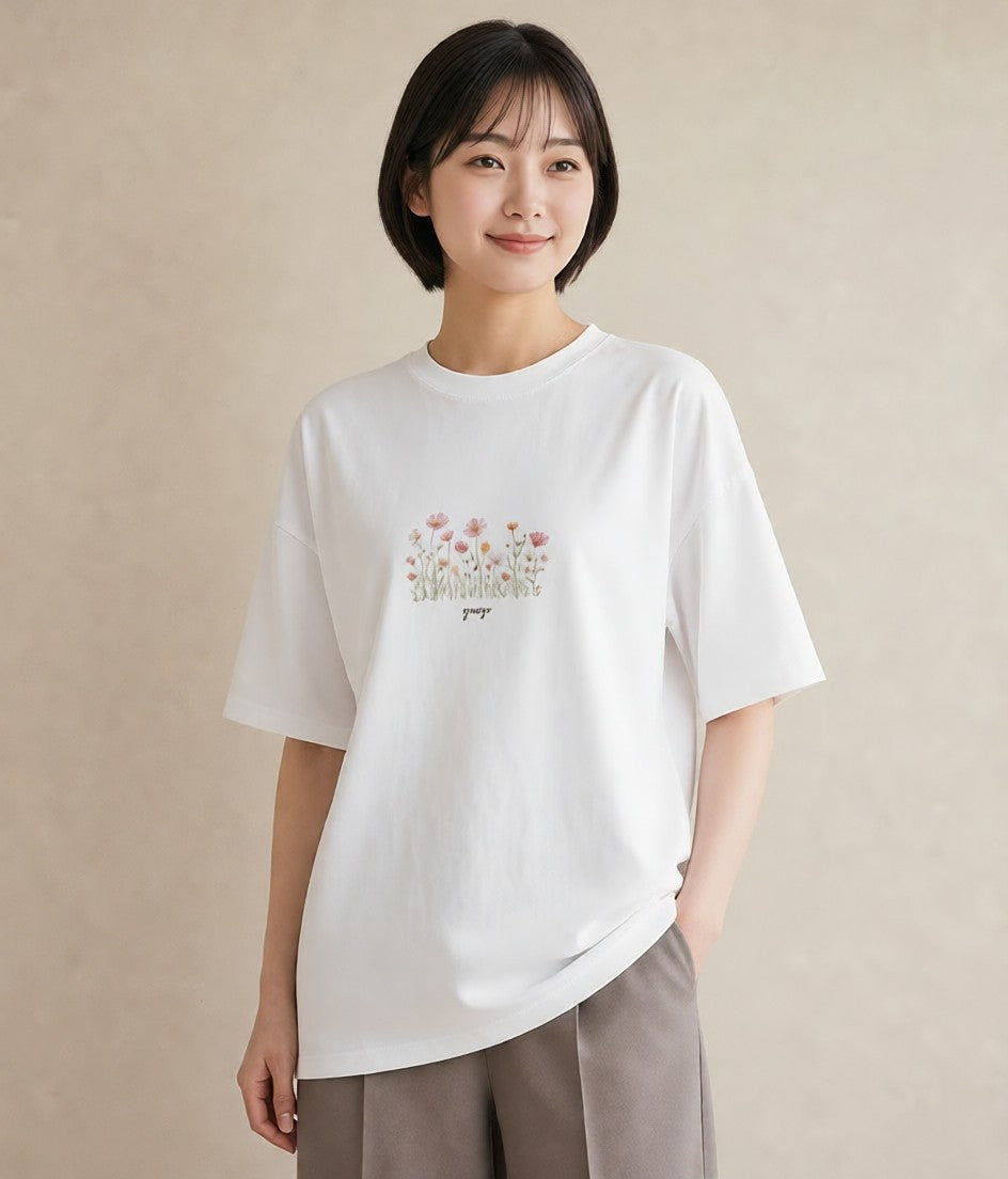 Tシャツ レディース デイジー 花 花柄 イラスト きれいめカジュアル 在宅 公園 白T