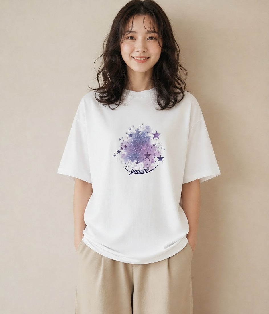 プリントTシャツ レディース 星空 宇宙 イラスト モード 20代 カジュアルコーデ 白T