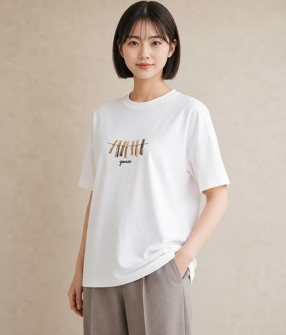 グラフィックTシャツ レディース 洗濯物 風 ナチュラル アンティーク イラスト こなれ感 春コーデ 姉妹 白T
