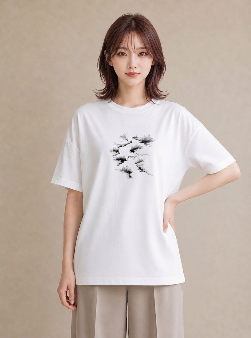 グラフィックTシャツ レディース 小川 橋 せせらぎ ナチュラル アンティーク イラスト こなれ感 買い物 夏コーデ 白T