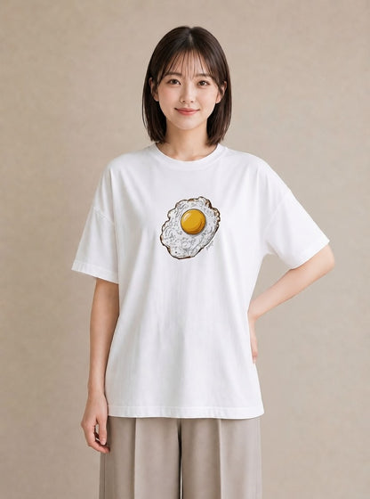 Tシャツ レディース 目玉焼き 食べ物 フード イラスト シンプル 週末コーデ 敬老の日 白T