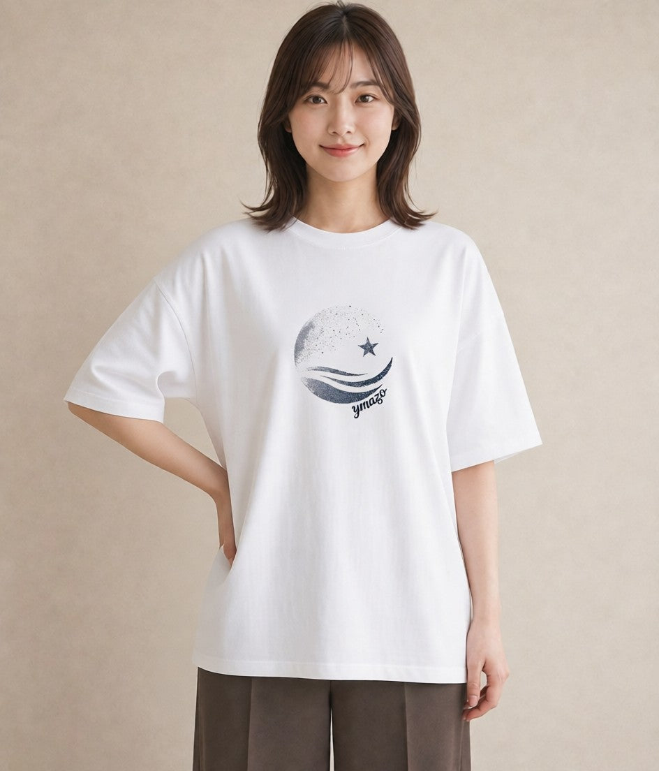 グラフィックTシャツ レディース 月と星 星空 ムーン イラスト 淡色 散歩 お出かけ 白T