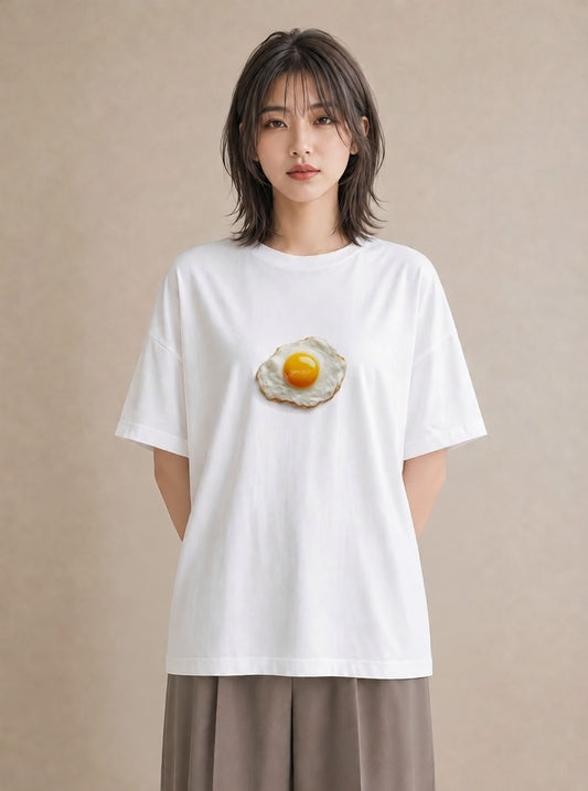 半袖Tシャツ レディース 目玉焼き 食べ物 フード イラスト 可愛い 公園 ママ 白T