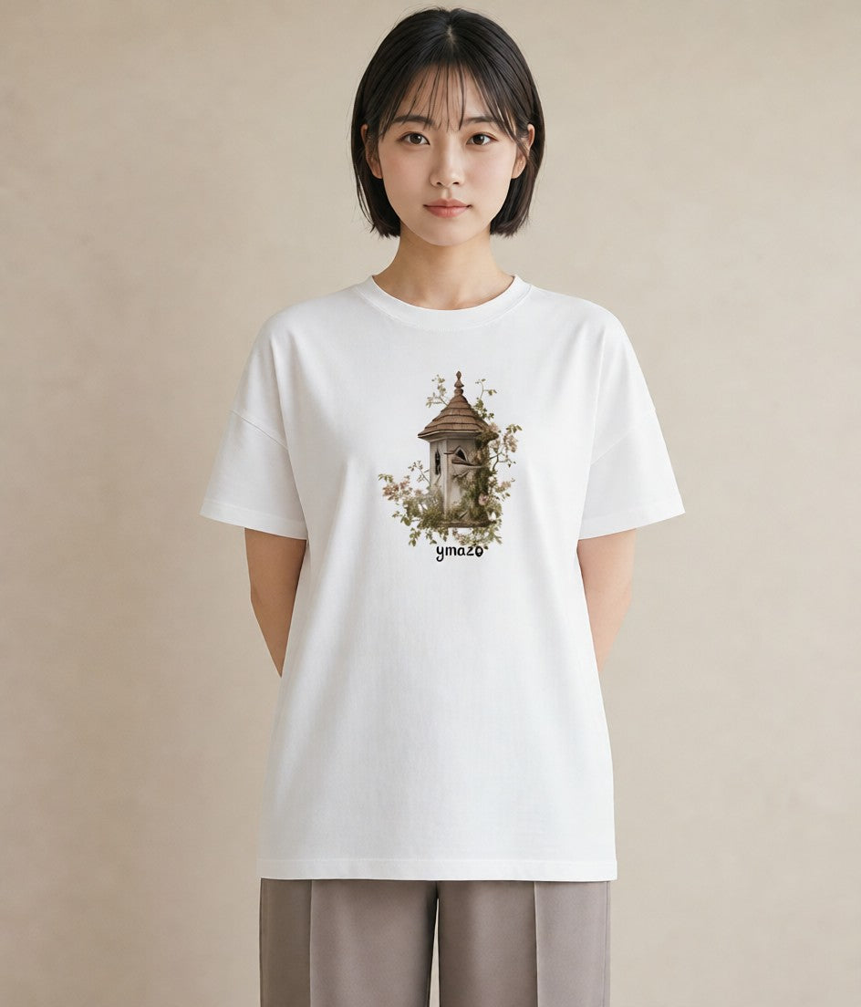 デザインTシャツ レディース 遠い家と鳥 風景 鳥 ナチュラル アンティーク イラスト アート風 女性向けギフト 散歩 白T