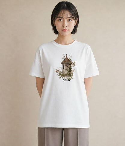 デザインTシャツ レディース 遠い家と鳥 風景 鳥 ナチュラル アンティーク イラスト アート風 女性向けギフト 散歩 白T