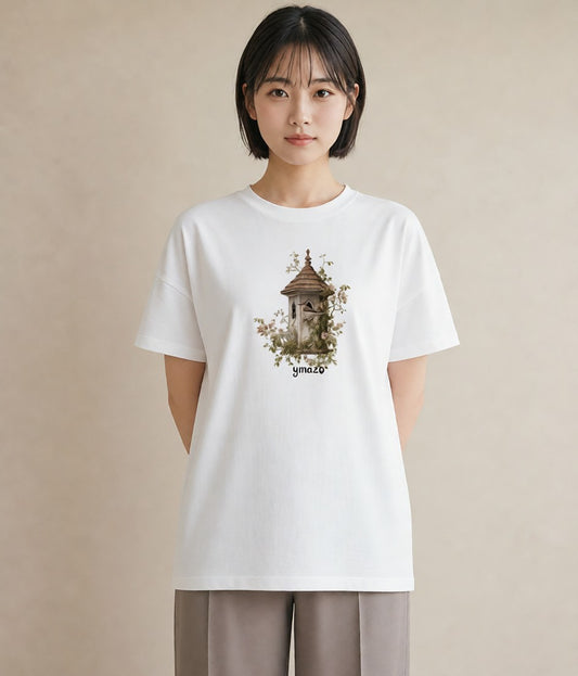 デザインTシャツ レディース 遠い家と鳥 風景 鳥 ナチュラル アンティーク イラスト アート風 女性向けギフト 散歩 白T