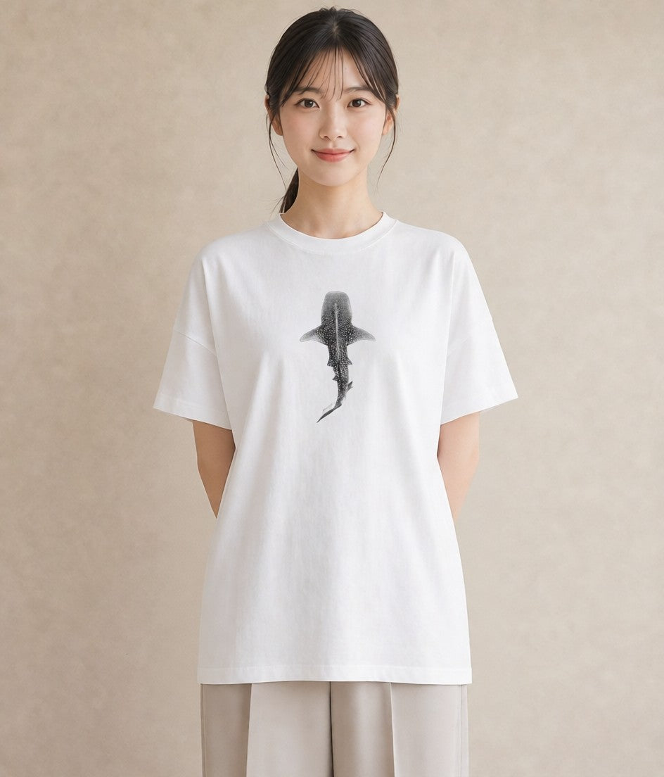デザインTシャツ レディース ジンベエザメ 海の生き物 海 イラスト ニュアンス 帰省 ラフ 白T