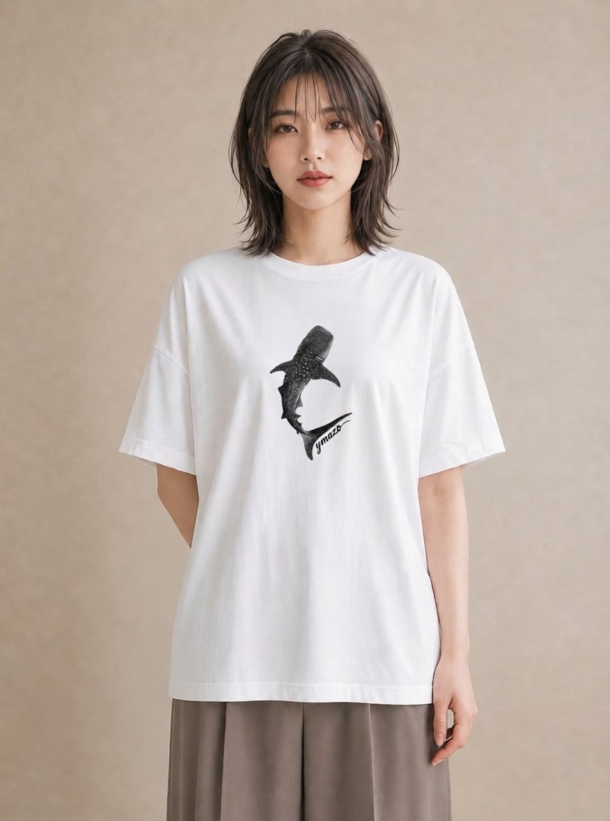 半袖Tシャツ レディース ジンベエザメ 海の生き物 海 イラスト 個性的 秋コーデ おしゃれギフト 白T