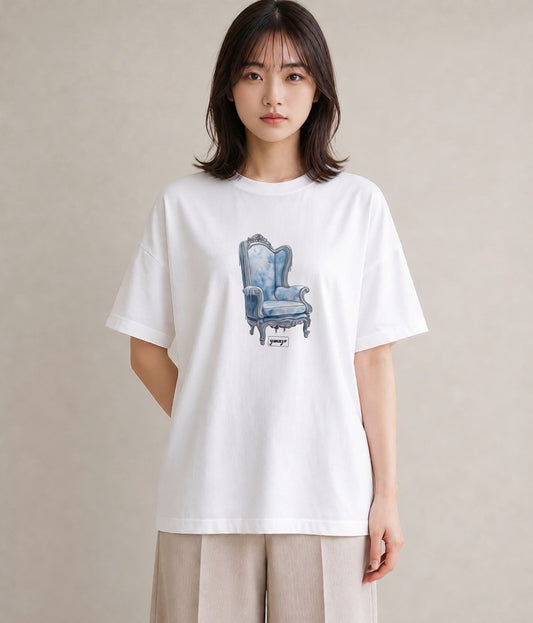 Tシャツ レディース 窓辺の椅子 窓辺 椅子 ナチュラル アンティーク イラスト 水彩風 おしゃれギフト 社会人 白T