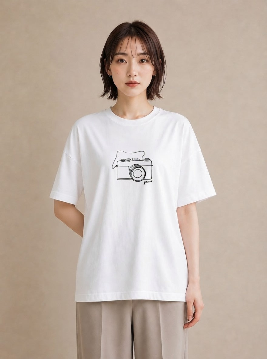 グラフィックTシャツ レディース カメラ フィルムカメラ レトロカメラ イラスト 誕生日プレゼント 綿100 白T